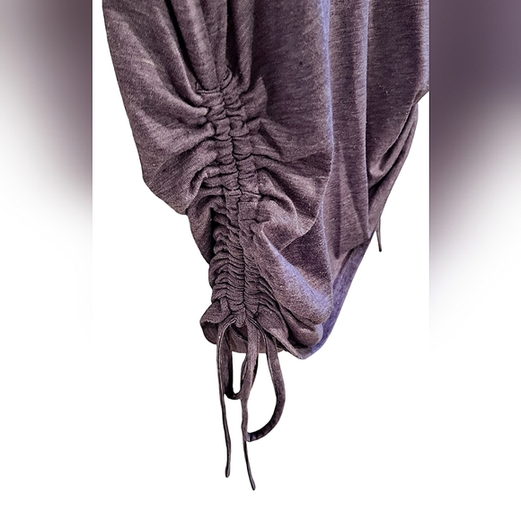 Bloomchic V-Neck Blouse - Picture 4 of 7